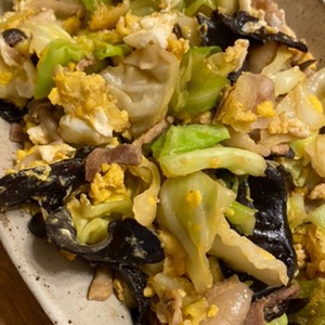 豚肉 キャベツ ニラ 卵 炒め レシピ 作り方 By サワーズグミ クックパッド 簡単おいしいみんなのレシピが350万品