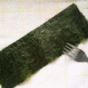 運動会のおにぎりに 海苔が噛み切れる裏技 レシピ 作り方 By もんぴ クックパッド 簡単おいしいみんなのレシピが350万品
