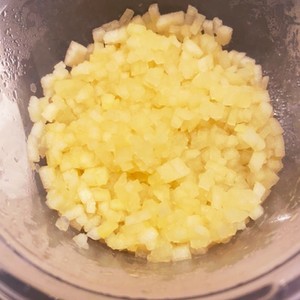 離乳食 変色しないりんごのすりおろし レシピ 作り方 By みわカメ太郎 クックパッド 簡単おいしいみんなのレシピが360万品