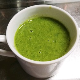 ジャガイモ、コーン、ケールのスープのレシピ