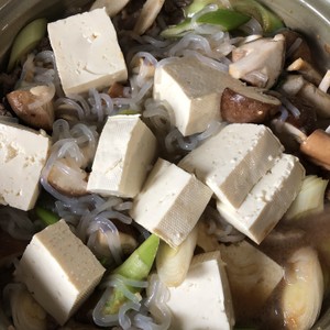 尾形風の馬肉鍋 さくら鍋 レシピ 作り方 By Ranchu0325 クックパッド 簡単おいしいみんなのレシピが355万品