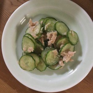 きゅうりとツナのめんつゆサラダ レシピ 作り方 By あれっこ母さん クックパッド 簡単おいしいみんなのレシピが353万品