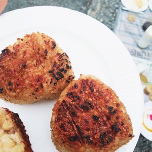 バーベキューの焼おにぎり 覚書 レシピ 作り方 By のんべぇゴルファー クックパッド 簡単おいしいみんなのレシピが353万品