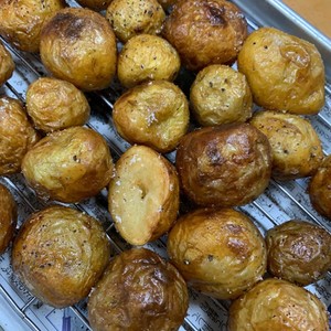 小さいじゃがいも楽々 旨いフライドポテト レシピ 作り方 By しゅんさや７７７ クックパッド 簡単おいしいみんなのレシピが349万品