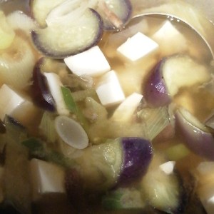 茄子と椎茸の味噌汁 レシピ 作り方 By Imozon クックパッド 簡単おいしいみんなのレシピが351万品
