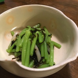 ミズ 山菜 の塩昆布あえ レシピ 作り方 By あいりんママ クックパッド 簡単おいしいみんなのレシピが361万品