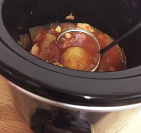 スタウトスロークッカーで作るコンビーフと野菜のレシピ