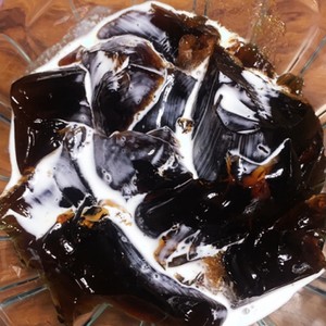 紙パックでそのまま作れるコーヒーゼリー レシピ 作り方 By 回塾長回 クックパッド 簡単おいしいみんなのレシピが355万品