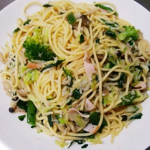 簡単 しらすのにんにくバター醤油パスタ レシピ 作り方 By まあち クックパッド 簡単おいしいみんなのレシピが361万品