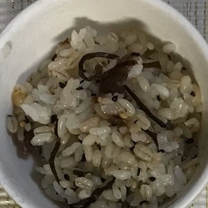 梅こんぶごはん セブンイレブン風 レシピ 作り方 By あにゃべ クックパッド 簡単おいしいみんなのレシピが353万品