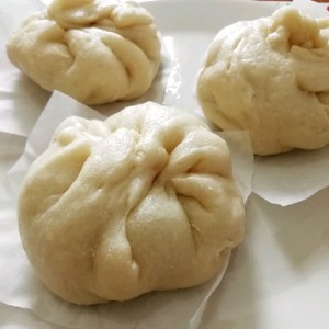 レンジで簡単 冷凍保存した肉まんの温め レシピ 作り方 By クックまいななパパ クックパッド 簡単おいしいみんなのレシピが355万品