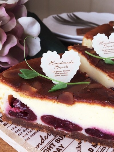 ふわふわアメリカンパンケーキ チェリーベリーシロップ添え レシピ