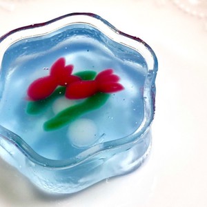 金魚鉢ごと食べられる金魚ゼリー レシピ 作り方 By ひめ社長 クックパッド 簡単おいしいみんなのレシピが361万品