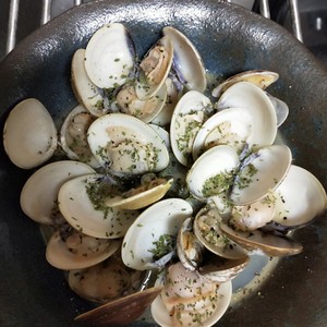 はまぐりのバター醤油焼き レシピ 作り方 By うめらぶちゃん クックパッド 簡単おいしいみんなのレシピが354万品