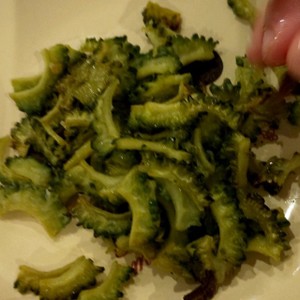 揚げないゴーヤチップス レシピ 作り方 By マリるーむ クックパッド 簡単おいしいみんなのレシピが354万品