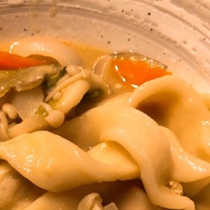 手打ち未経験もｏｋ 簡単ほうとう麺 レシピ 作り方 By Satosayo クックパッド 簡単おいしいみんなのレシピが353万品