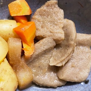 お弁当にも 黒はんぺん煮 レシピ 作り方 By Tonakai クックパッド 簡単おいしいみんなのレシピが366万品