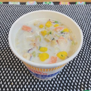 アレンジカップ麺 ミルクカレーヌードル レシピ 作り方 By ぽんぽこらんらん クックパッド 簡単おいしいみんなのレシピが354万品