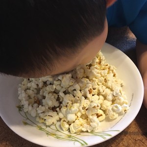 電子レンジでおいしい簡単ポップコーン レシピ 作り方 By Kcoton クックパッド 簡単おいしいみんなのレシピが366万品