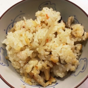 鶏ゴボウの炊き込みご飯 噂の だし道楽 レシピ 作り方 By モコヴィヴィラブ クックパッド 簡単おいしいみんなのレシピが351万品