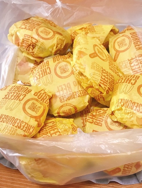 ハンバーガー冷凍保存 レシピ 作り方 By たまのおつかい クックパッド 簡単おいしいみんなのレシピが374万品