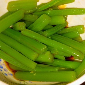 山菜ミズの下処理 レシピ 作り方 By さやもな925 クックパッド 簡単おいしいみんなのレシピが356万品