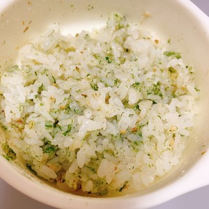 青のりチーズ鰹節おにぎり離乳食幼児食にも レシピ 作り方 By ぽんズちゃん クックパッド 簡単おいしいみんなのレシピが353万品