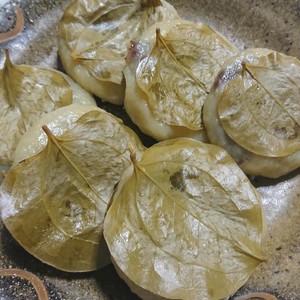 柏餅じゃなく いばらもち レシピ 作り方 By Akkomama クックパッド 簡単おいしいみんなのレシピが351万品