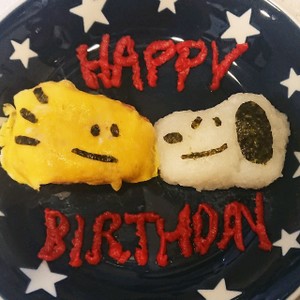 離乳食でスヌーピーお誕生日プレート レシピ 作り方 By ムッチーポッチャー クックパッド 簡単おいしいみんなのレシピが355万品