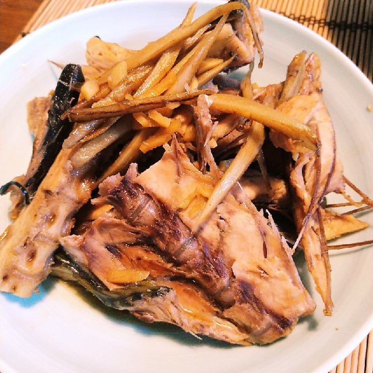 お安いぶりのアラ炊き 黄金比率 レシピ 作り方 By クックぱぁ クックパッド 簡単おいしいみんなのレシピが374万品