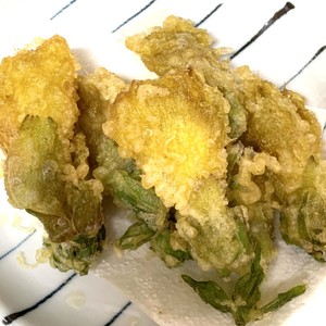 花オクラの天ぷら レシピ 作り方 By Ha Mami クックパッド 簡単おいしいみんなのレシピが357万品