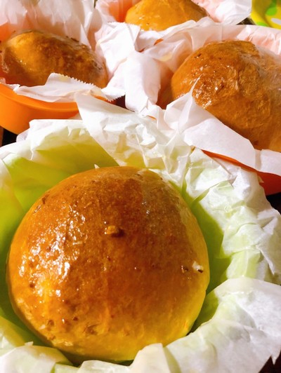 ガーリックバターピザのパンを分解するレシピ