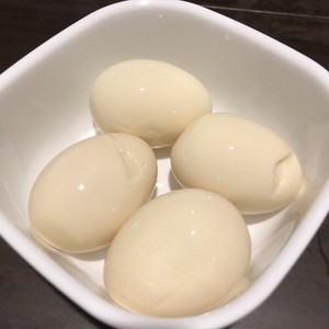 味が染みておいし 白だしで味付けゆで卵 レシピ 作り方 By Torimomomi クックパッド 簡単おいしいみんなのレシピが360万品