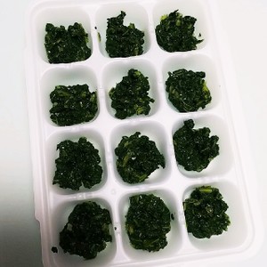 離乳食中期 小松菜 こまつな レシピ 作り方 By ゆりぴ クックパッド 簡単おいしいみんなのレシピが360万品