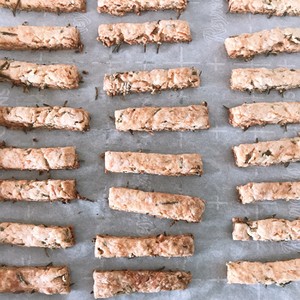 フレッシュハーブとチーズ๑塩クッキー レシピ 作り方 By 薄荷パン クックパッド 簡単おいしいみんなのレシピが357万品