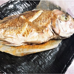 フライパンでおいしい 鯛の塩焼き コツ レシピ 作り方 By Shyco クックパッド 簡単おいしいみんなのレシピが359万品