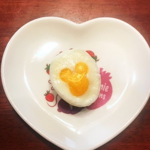 お弁当に ミッキーシェイプのゆで卵 レシピ 作り方 By ゆっちゃん クックパッド 簡単おいしいみんなのレシピが350万品