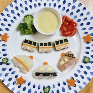 誕生日 幼児食プレート 電車 働く車 レシピ 作り方 By 耕ちゃんママ クックパッド 簡単おいしいみんなのレシピが356万品