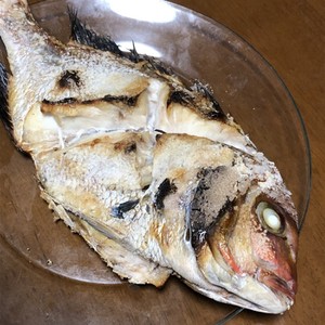 チコ鯛の塩焼き レシピ 作り方 By まりぃ28 クックパッド 簡単おいしいみんなのレシピが354万品