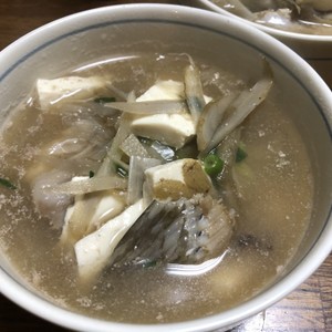 絶品 真ダラのぶつ切りと肝deたら汁 レシピ 作り方 By ラスクおじさん クックパッド 簡単おいしいみんなのレシピが361万品