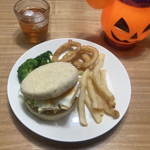 モス再現 てりやきバーガー チキンにも レシピ 作り方 By Miimama クックパッド 簡単おいしいみんなのレシピが353万品