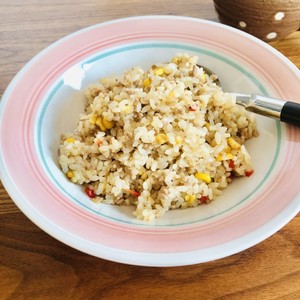 シンプル旨い ガーリック醤油バター炒飯 レシピ 作り方 By S Mama クックパッド 簡単おいしいみんなのレシピが360万品
