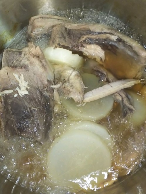 鮪のアラと大根の煮物 圧力鍋使用 レシピ 作り方 By まさゆうはる クックパッド 簡単おいしいみんなのレシピが373万品
