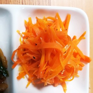 人参のレモン バターソテー 付け合わせ レシピ 作り方 By お料理ニャロメ クックパッド 簡単おいしいみんなのレシピが360万品