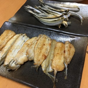 釣魚料理 サヨリの唐揚げ レシピ 作り方 By はちにゃにゃ クックパッド 簡単おいしいみんなのレシピが361万品