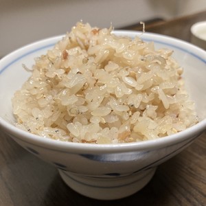 梅ぇ じゃこの炊き込み御飯 レシピ 作り方 By Yuki Nao クックパッド 簡単おいしいみんなのレシピが363万品