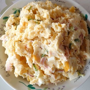 カレー風味たくあん入り ポテトサラダ レシピ 作り方 By ３匹の子ぶた クックパッド 簡単おいしいみんなのレシピが355万品