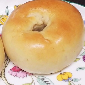 発酵無し 簡単 もちもちベーグル レシピ 作り方 By 柚子吉 クックパッド 簡単おいしいみんなのレシピが370万品