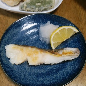 真鱈の塩焼き フライパンで レシピ 作り方 By クックi7i5l1 クックパッド 簡単おいしいみんなのレシピが356万品