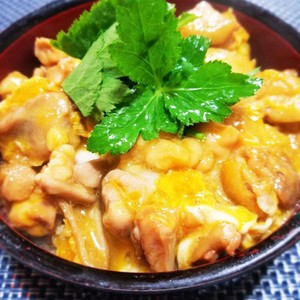 元祖玉ひでの親子丼 レシピ 作り方 By Kapacyan クックパッド 簡単おいしいみんなのレシピが357万品